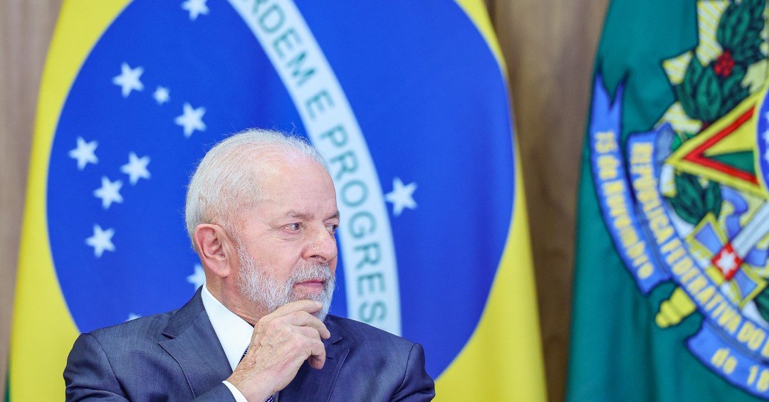 Lula tem lapsos, comete erros e preocupa auxiliares no Planalto