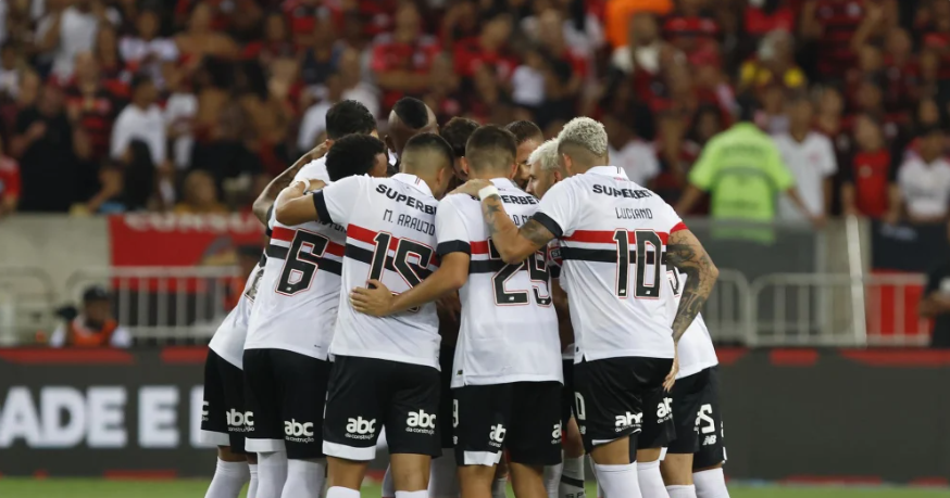 Em busca de treinador, São Paulo tem sequência de jogos como visitante