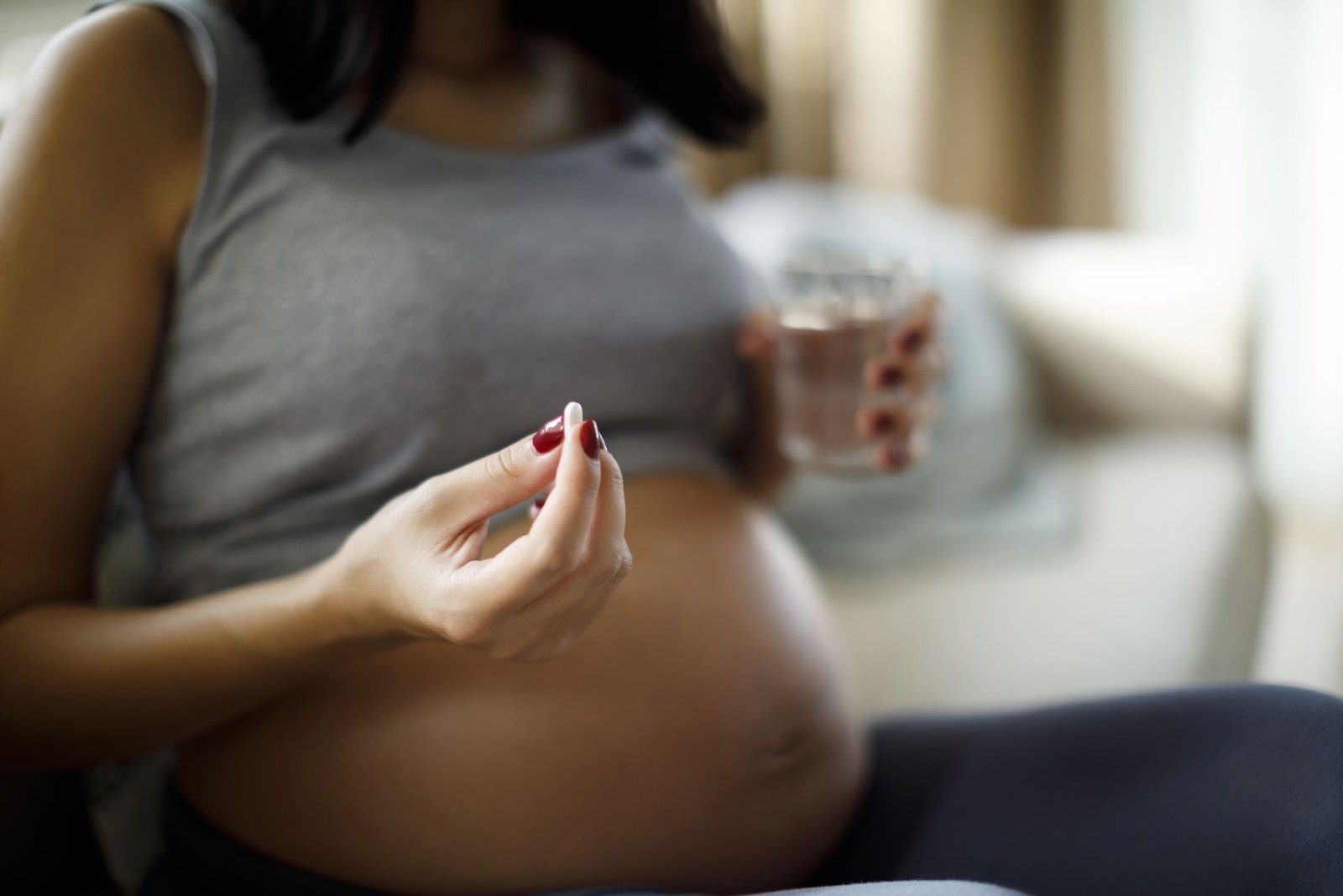 Paracetamol na gravidez não aumenta o risco de autismo ou TDAH, segundo estudo