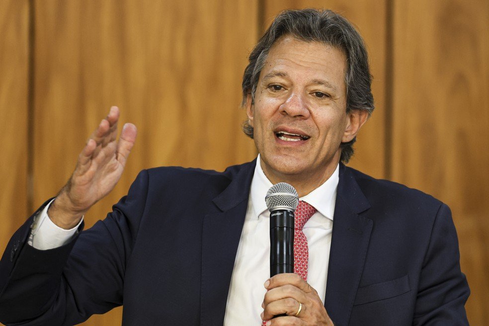 Haddad: Brasil pode crescer acima de 2,5% com agenda propositiva, sem desequilíbrio | Brasil