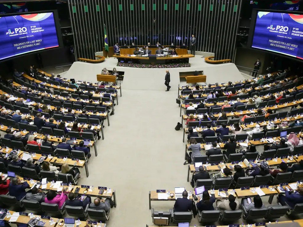 76% dos brasileiros são contra aumento no número de deputados, segundo Datafolha | Política