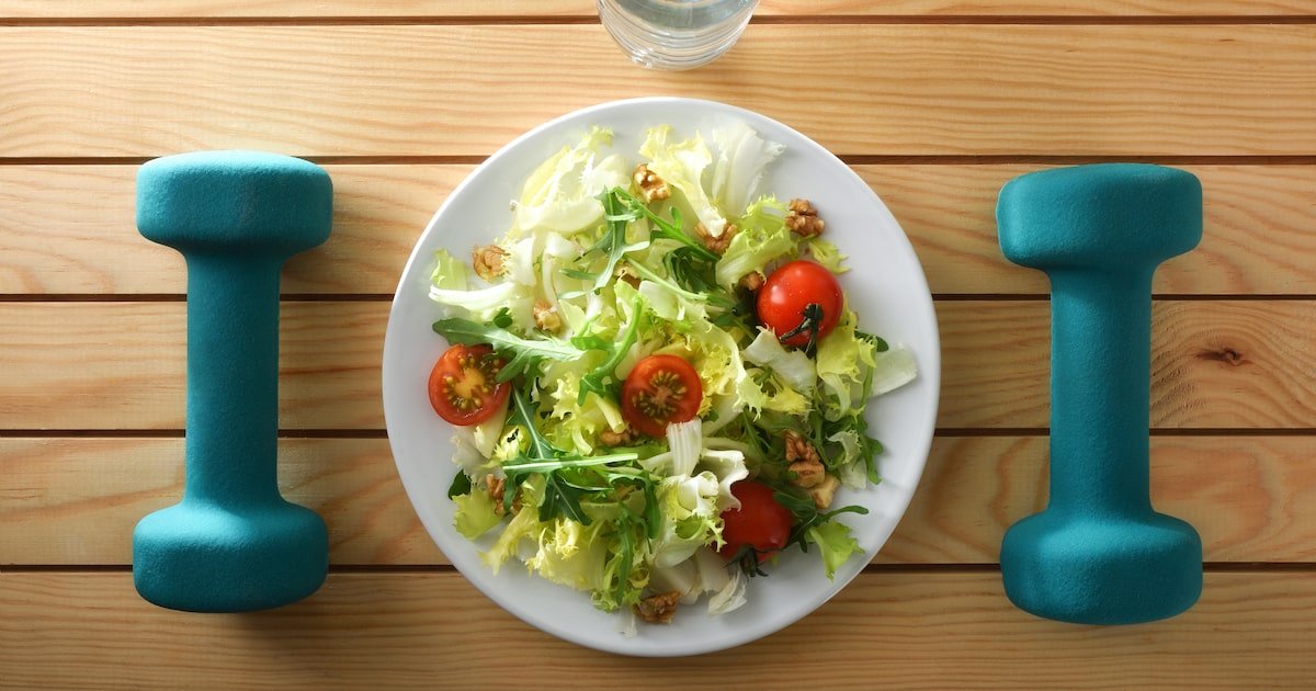 Alimentação ou exercício: o que faz mais diferença no ganho de peso e emagrecimento?