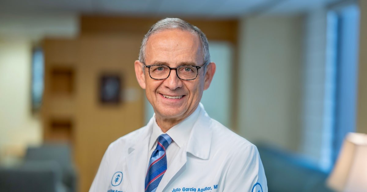 Ele é um cirurgião renomado nos EUA, mas estuda formas de curar câncer de intestino sem cirurgia