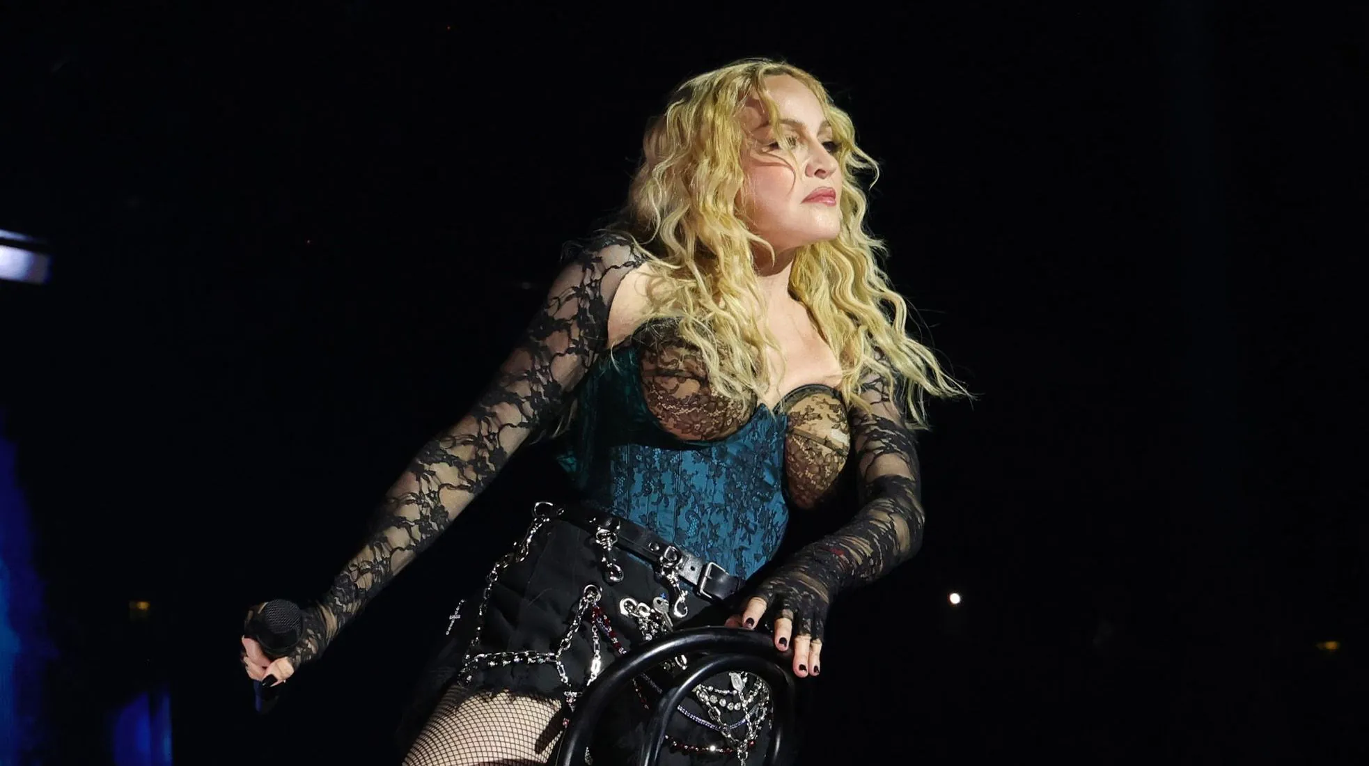 Madonna pede para fãs brasileiros pararem de falar português em show nos EUA