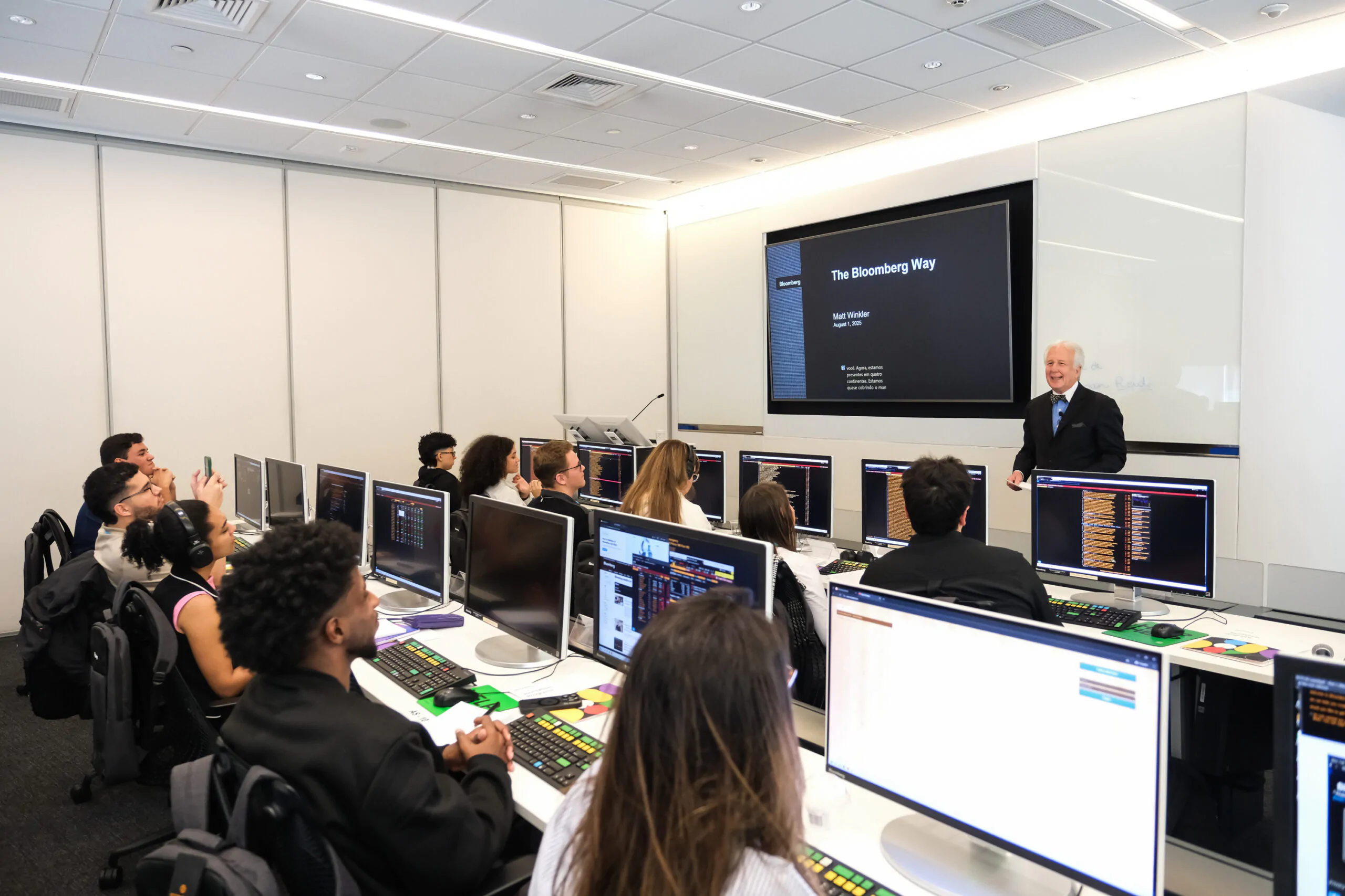 Programas de Jornalismo da Bloomberg chegam ao Brasil, primeiro país da América Latina a receber a iniciativa